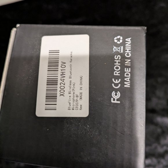 Pink Wireless Microphone - Picture 7 of 8